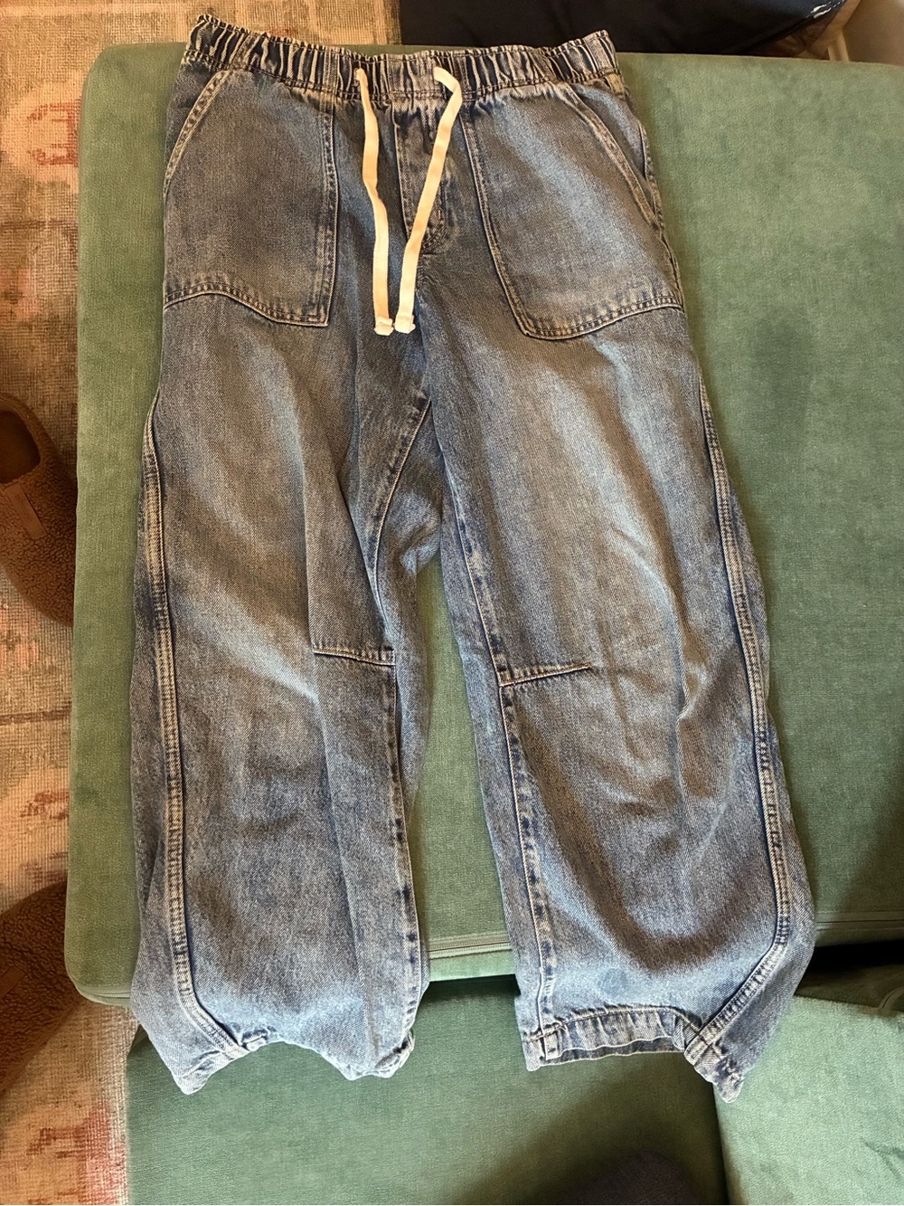GAP Mid Rise SuperSoft Pull-On Light Blue Washed Barrel Jeans with Drawstring - Picture 3 of 5